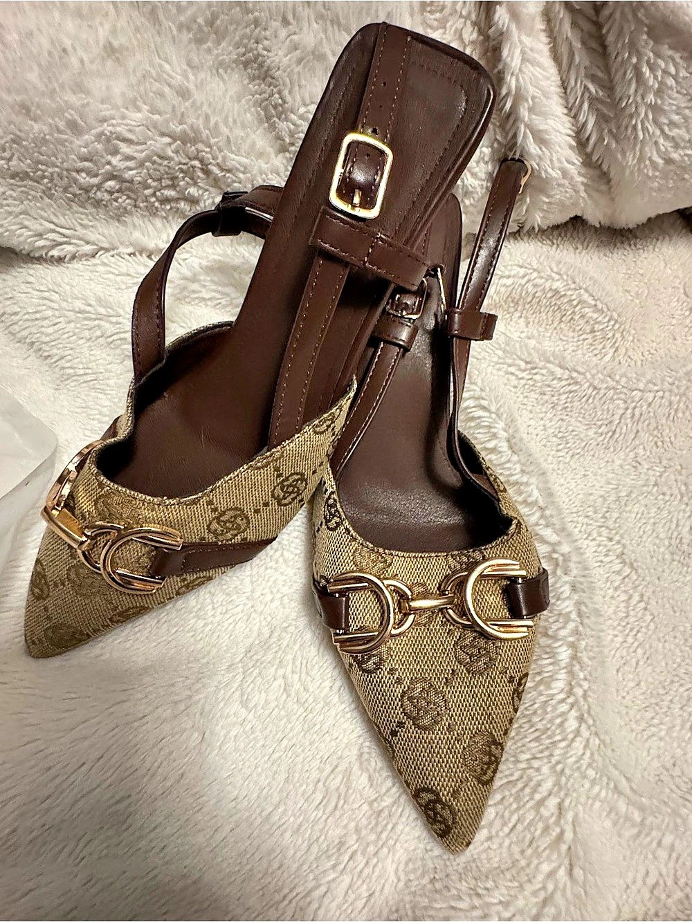 Pointed-Toe Horsebit Heels in Brown & Gold EU 38 Like New